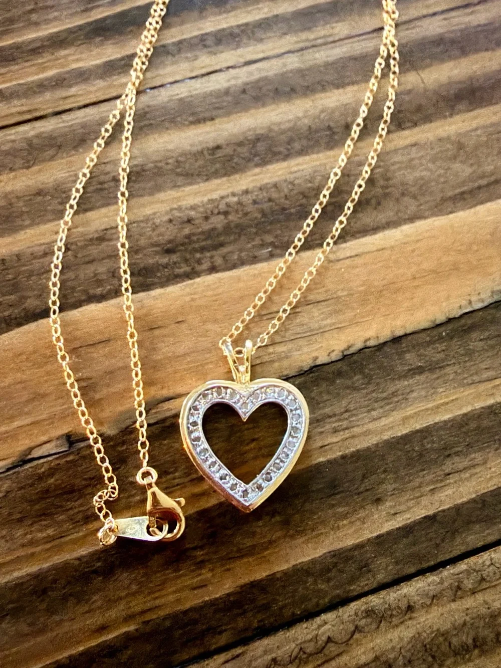 Gold plated 925 Sterling Silver Heart Pendant Necklace with Natural Diamonds